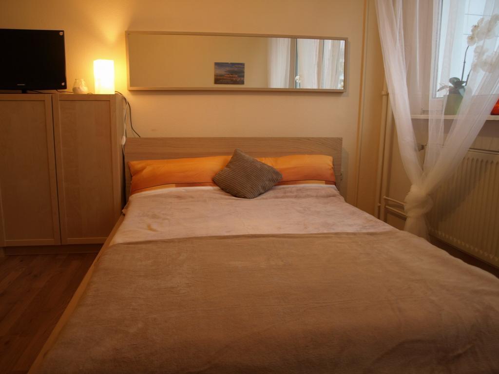 Apartment Rochstrasse Berlin Rum bild